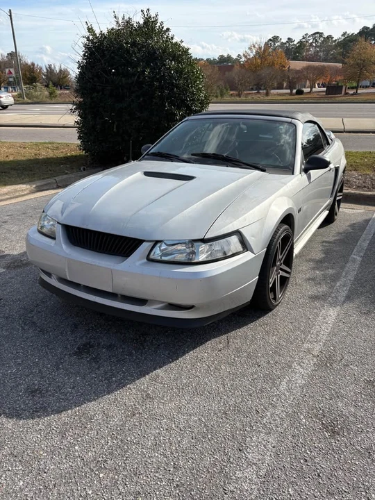 2000 Ford SN95 Mustang - Image 3 of 3