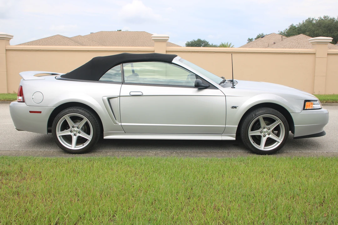 2000 Ford SN95 Mustang - Image 5 of 31