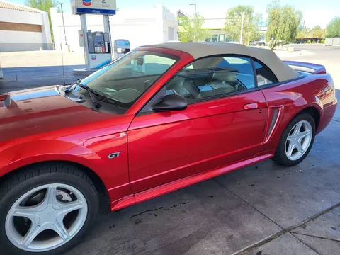2000 Ford Mustang GT Convertible