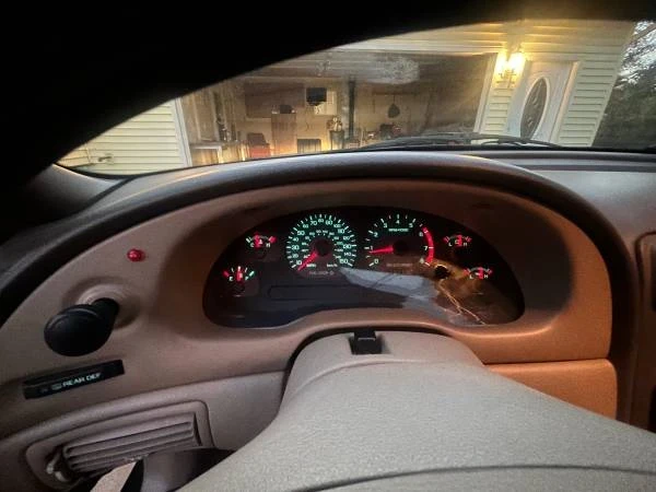 2000 Ford SN95 Mustang - Image 8 of 11