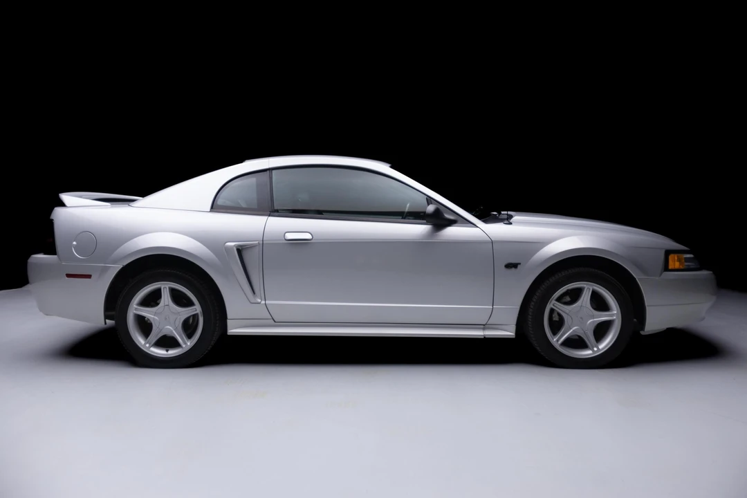 2000 Ford SN95 Mustang - Image 14 of 31