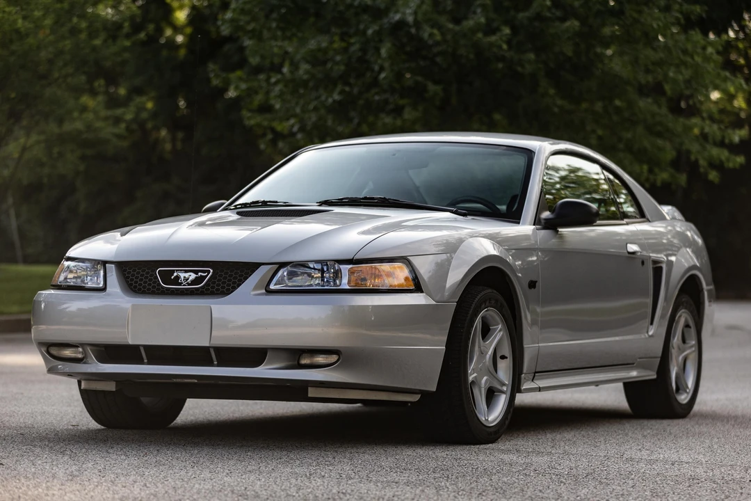 2000 Ford SN95 Mustang - Image 22 of 31