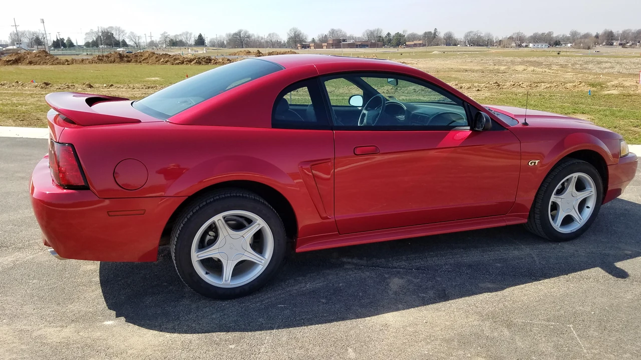 2000 Ford SN95 Mustang - Image 18 of 31
