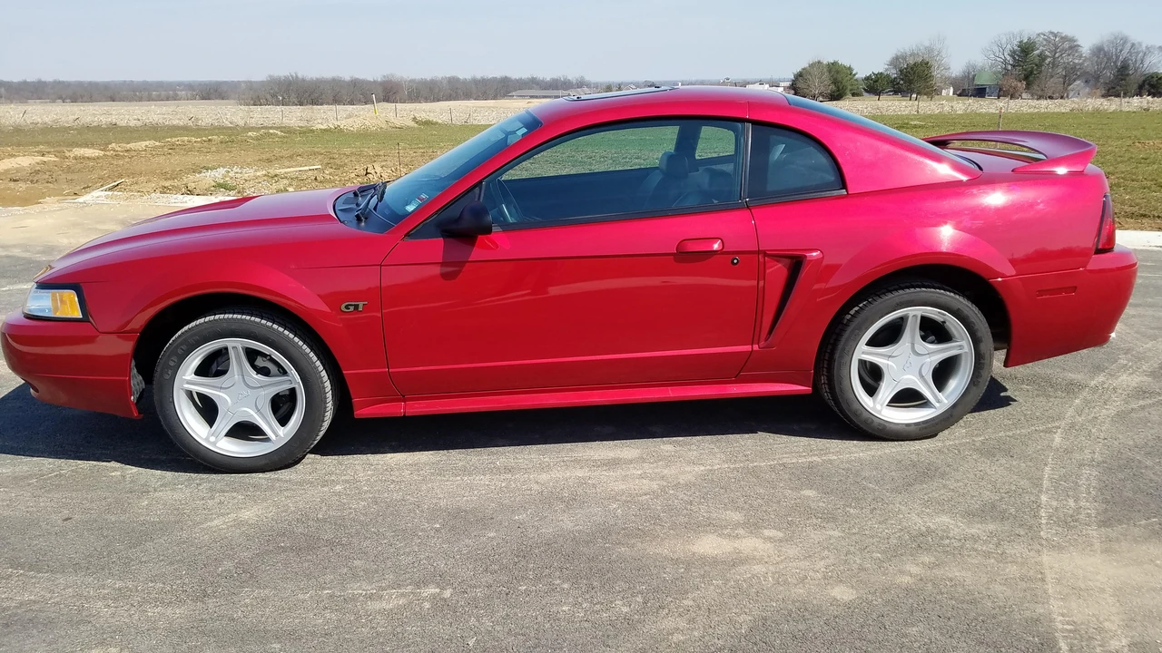 2000 Ford SN95 Mustang - Image 10 of 31