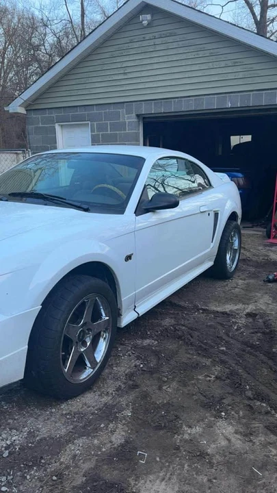 2000 Ford SN95 Mustang - Image 3 of 6