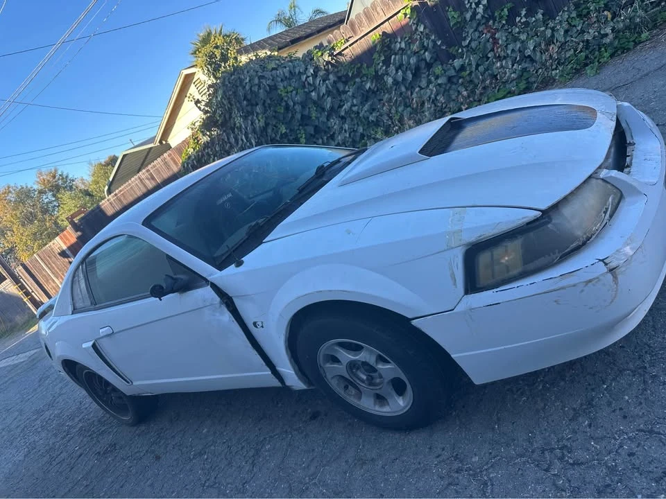 2000 Ford SN95 Mustang - Image 2 of 4