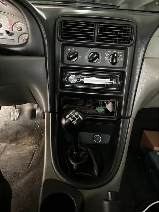 2000 Ford SN95 Mustang - Image 13 of 15