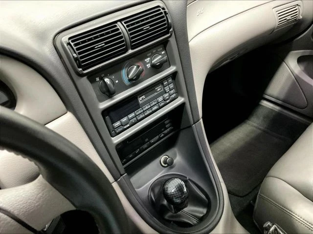 2000 Ford SN95 Mustang - Image 23 of 31