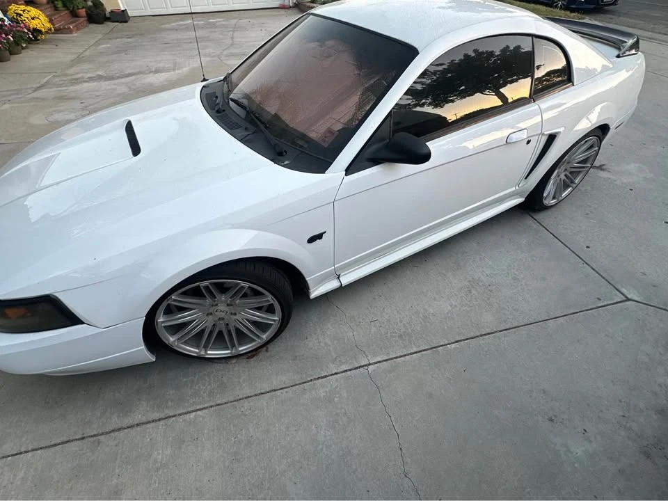 2000 Ford SN95 Mustang - Image 2 of 12