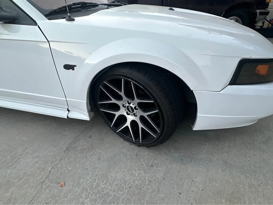 2000 Ford SN95 Mustang - Image 8 of 12