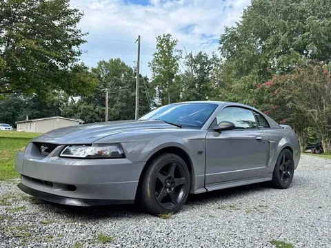 2000 Ford Mustang GT Coupe 2D