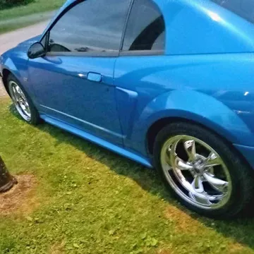 2000 Ford Mustang GT Coupe 2D