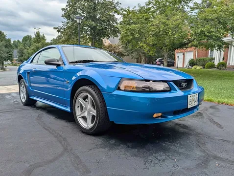 2000 Ford Mustang GT Coupe 2D