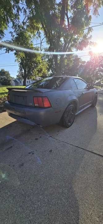 2000 Ford SN95 Mustang - Image 2 of 5