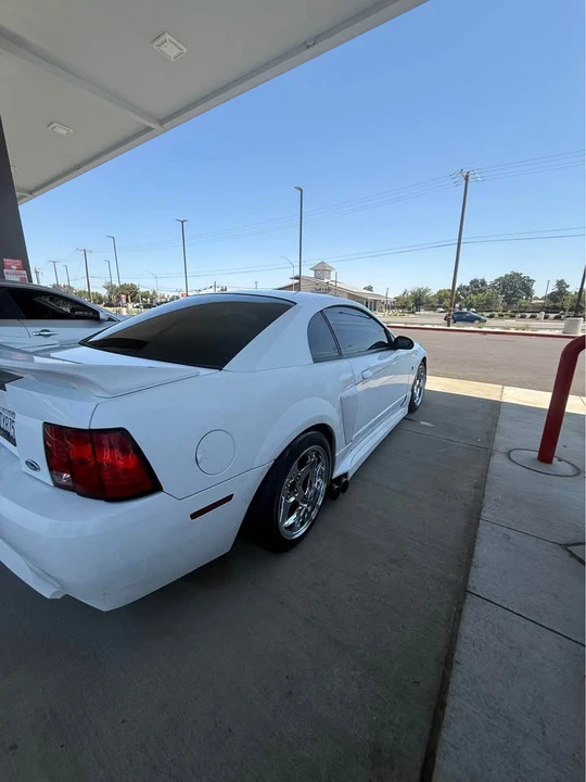 2000 Ford SN95 Mustang - Image 2 of 5