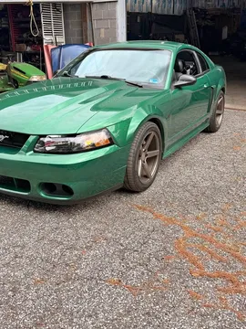 2000 Ford Mustang GT Coupe 2D