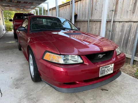 2000 Ford Mustang GT Coupe 2D