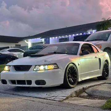2000 Ford Mustang GT Coupe