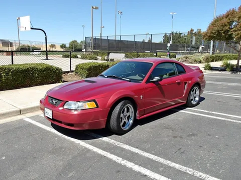 2000 Ford Mustang GT Coupe