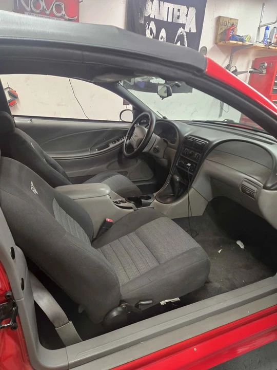 2000 Ford SN95 Mustang - Image 5 of 9