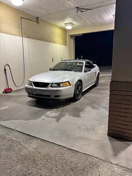 2000 Ford Mustang GT