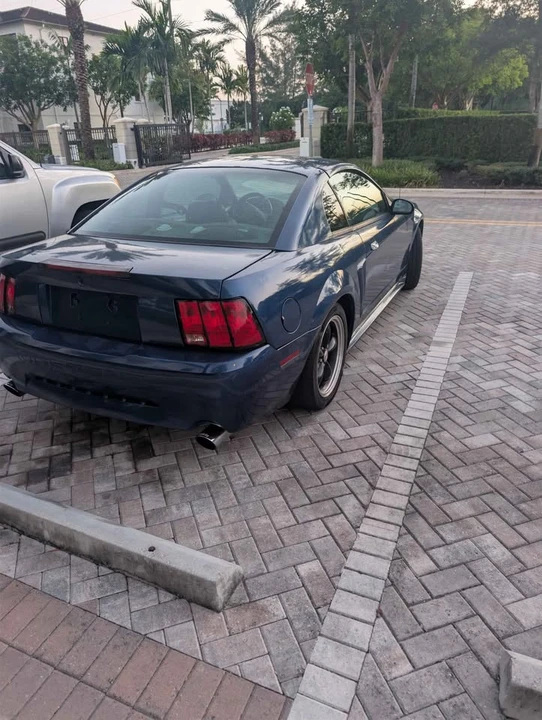 2000 Ford SN95 Mustang - Image 3 of 3