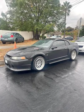 2000 Ford Mustang GT