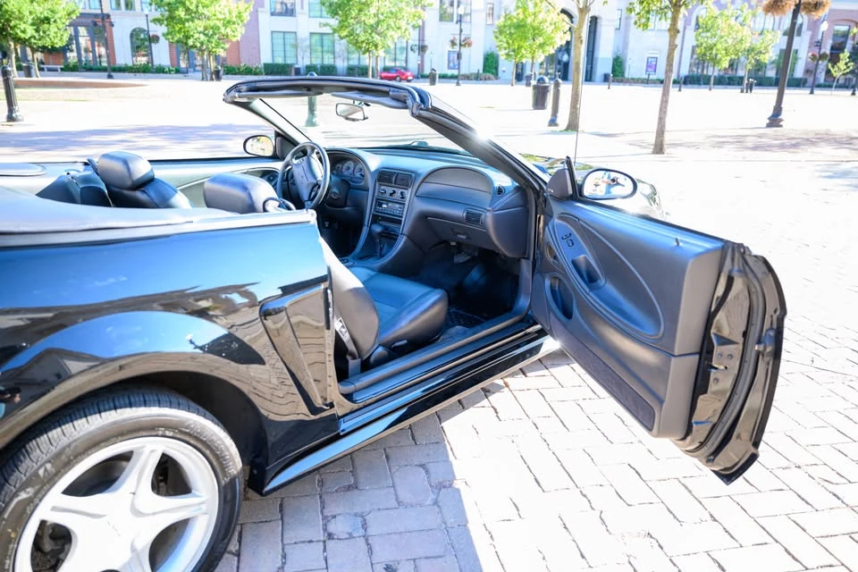 2000 Ford SN95 Mustang - Image 18 of 20