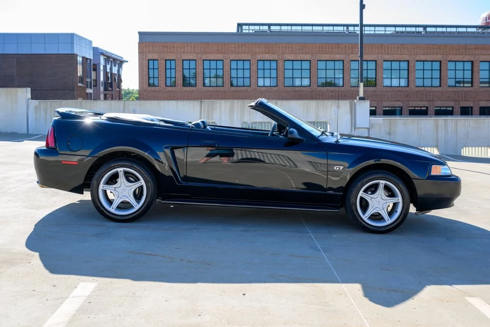 2000 Ford SN95 Mustang - Image 3 of 20