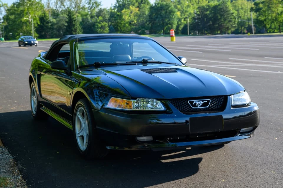 2000 Ford SN95 Mustang - Image 9 of 20