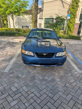 2000 Ford Mustang GT