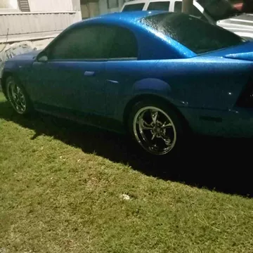 2000 Ford Mustang GT Premium Coupe 2D