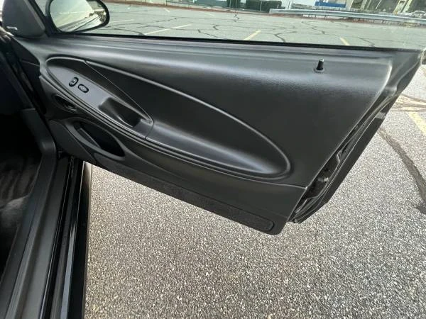 2000 Ford SN95 Mustang - Image 9 of 10