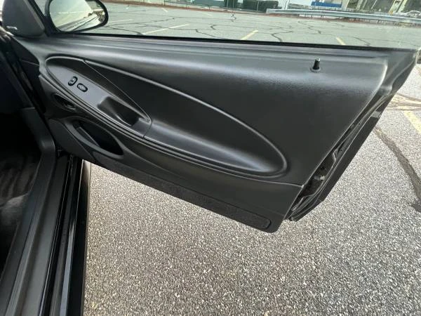 2000 Ford SN95 Mustang - Image 9 of 10