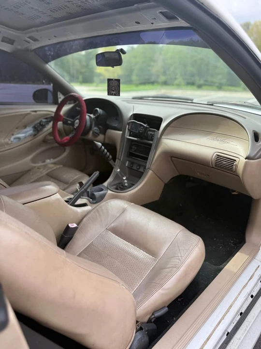 2000 Ford SN95 Mustang - Image 10 of 12