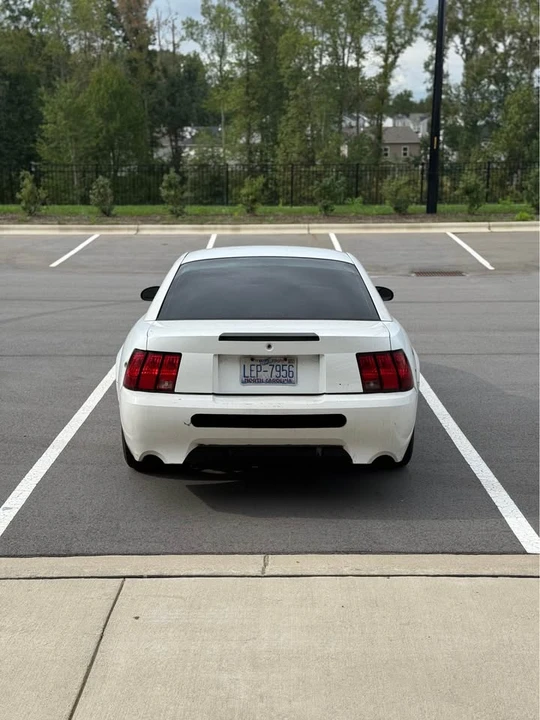 2000 Ford SN95 Mustang - Image 8 of 12
