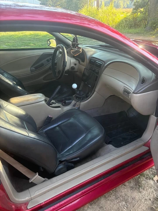 2000 Ford SN95 Mustang - Image 10 of 15