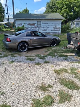 2000 Ford Mustang GT