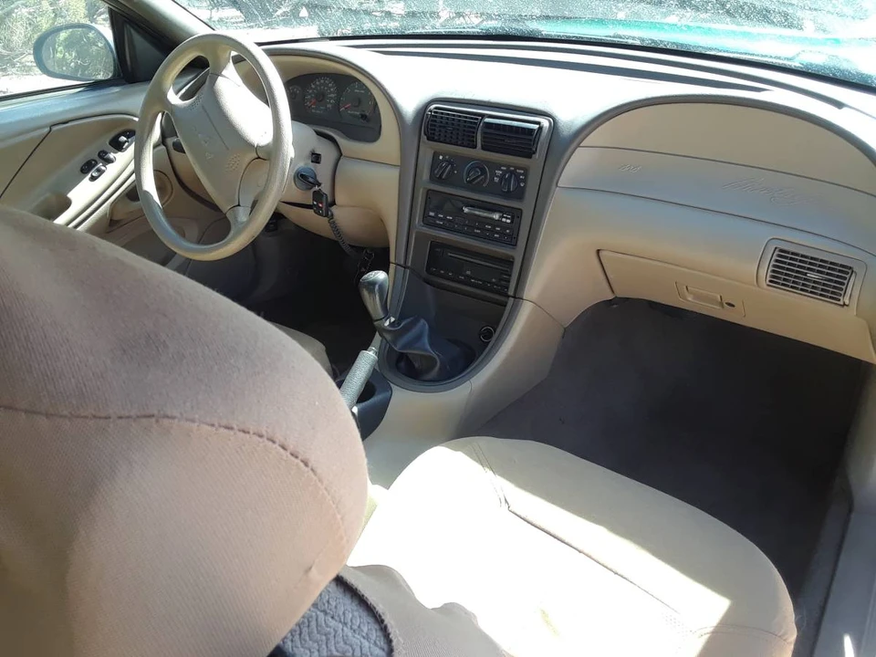 2000 Ford SN95 Mustang - Image 2 of 3