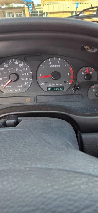 2000 Ford SN95 Mustang - Image 10 of 13