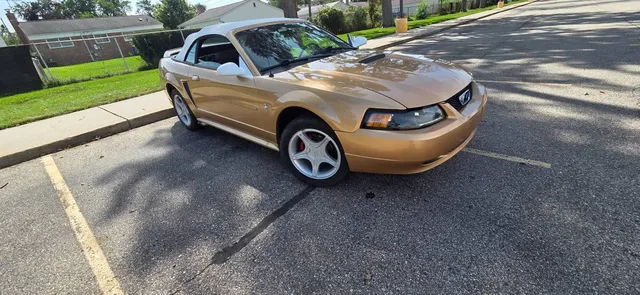 2000 Ford Mustang Convertible