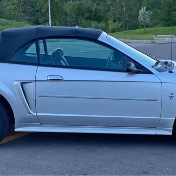 2000 Ford Mustang Convertible