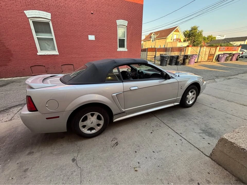 2000 Ford SN95 Mustang - Image 2 of 7