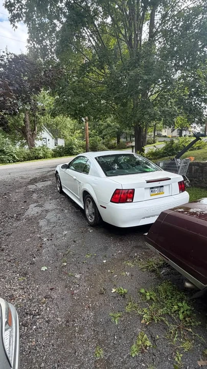 2000 Ford SN95 Mustang - Image 3 of 4