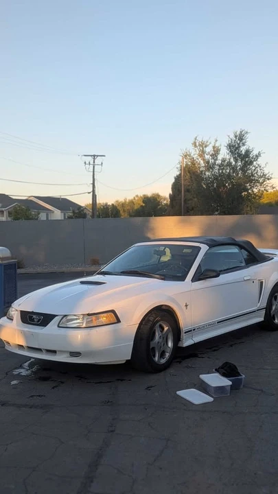 2000 Ford SN95 Mustang - Image 3 of 7