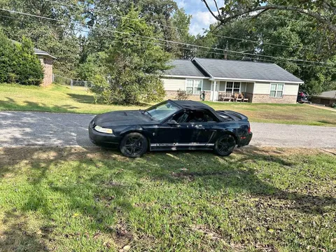 2000 Ford Mustang