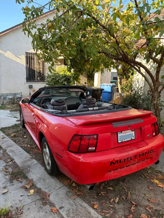 2000 Ford SN95 Mustang - Image 2 of 2