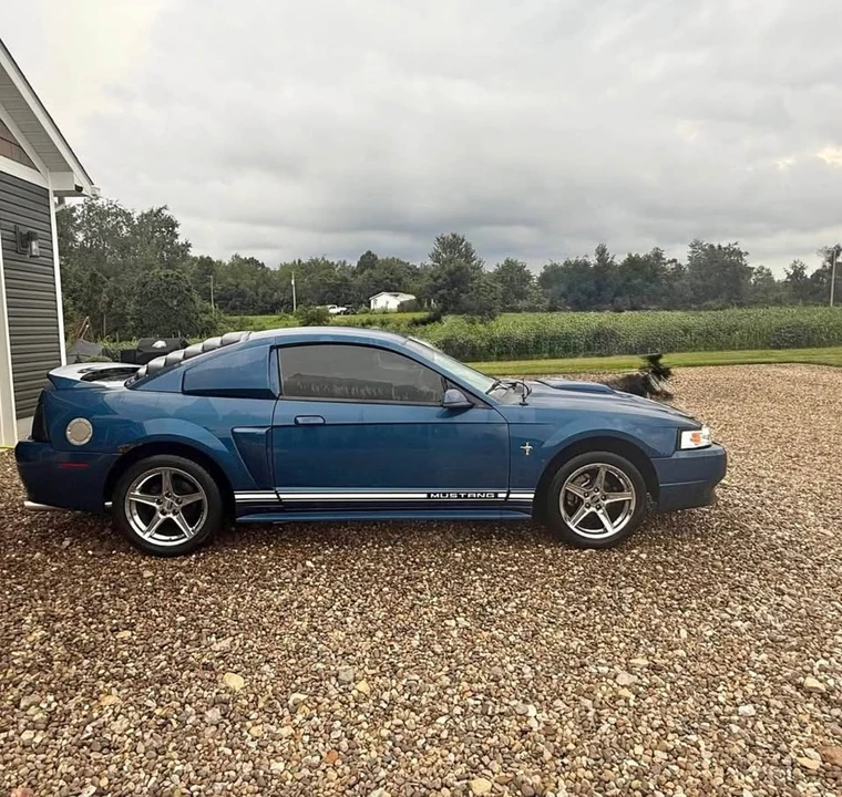 2000 Ford SN95 Mustang - Image 2 of 5