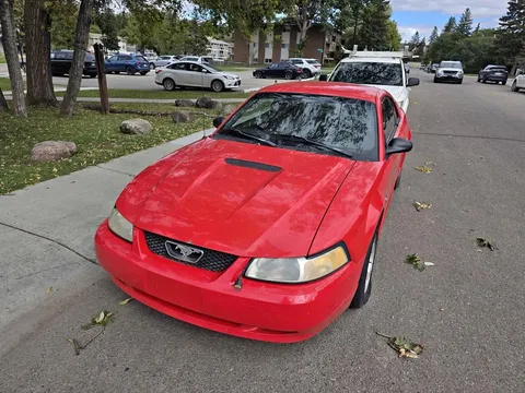 2000 Ford Mustang