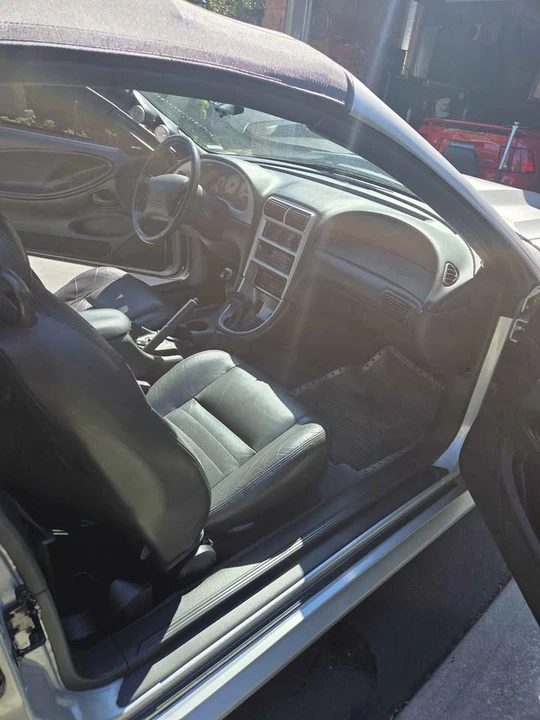 2000 Ford SN95 Mustang - Image 3 of 9